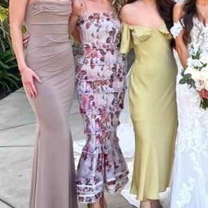 V. Chapman dress